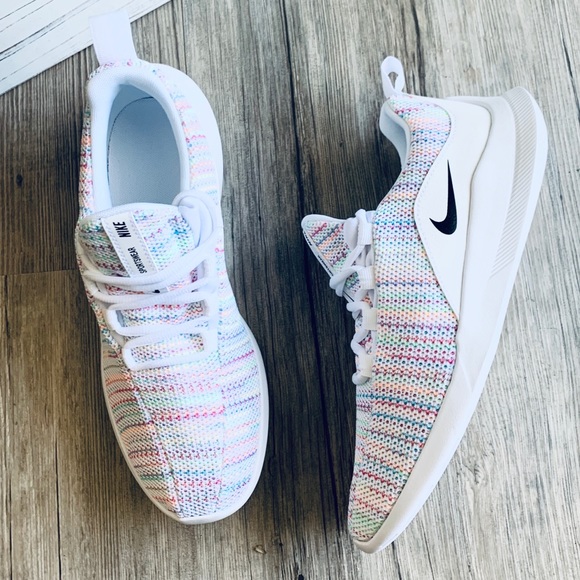 Nike Viale Sneakers - Picture 2 of 13